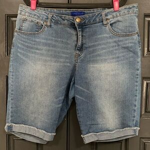 2/$20 Simply Styled size 16 Jean shorts